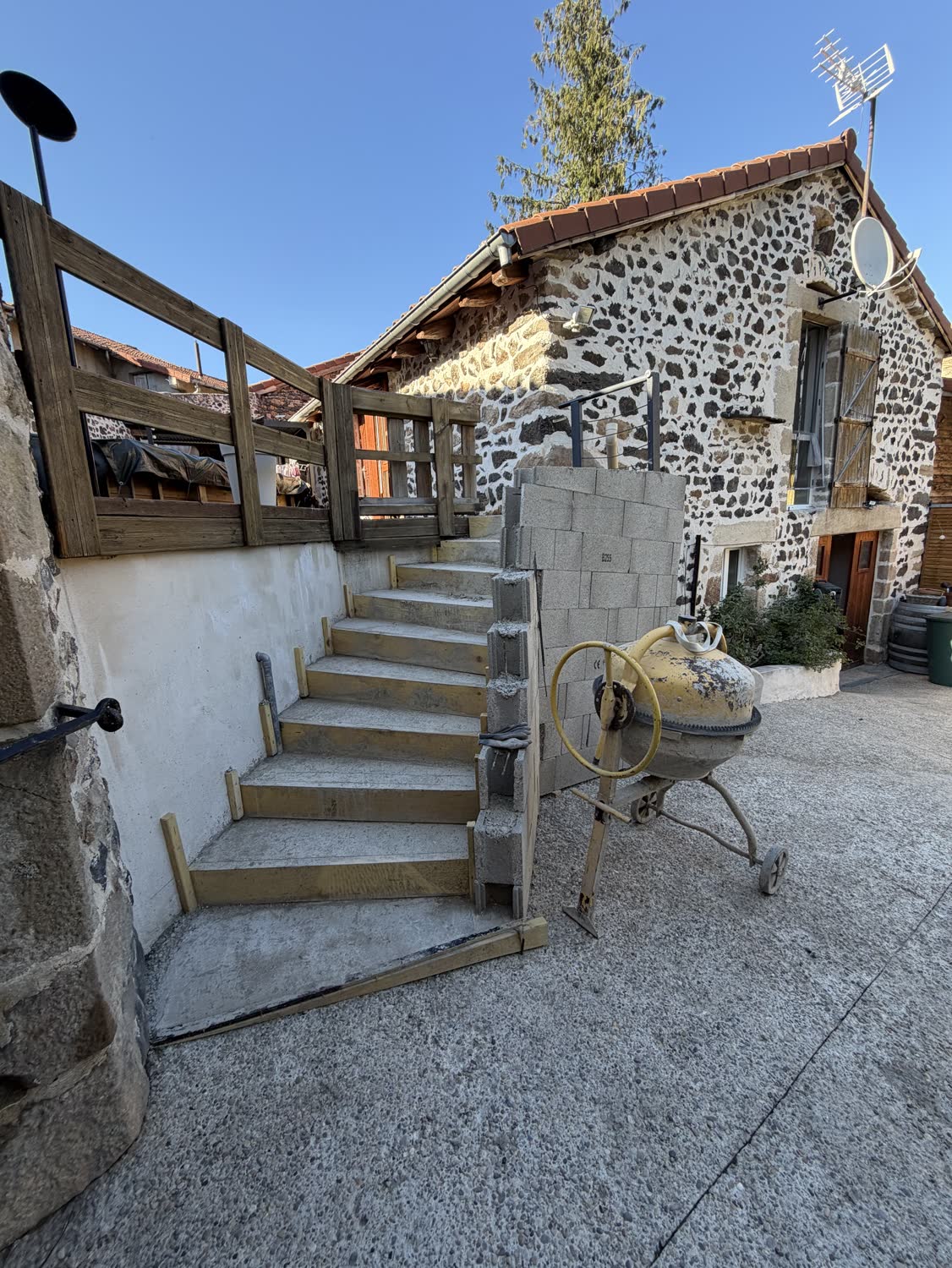L'escalier maçonné une fois terminé